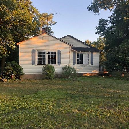 Private Cottage In Rural Clemmons المظهر الخارجي الصورة